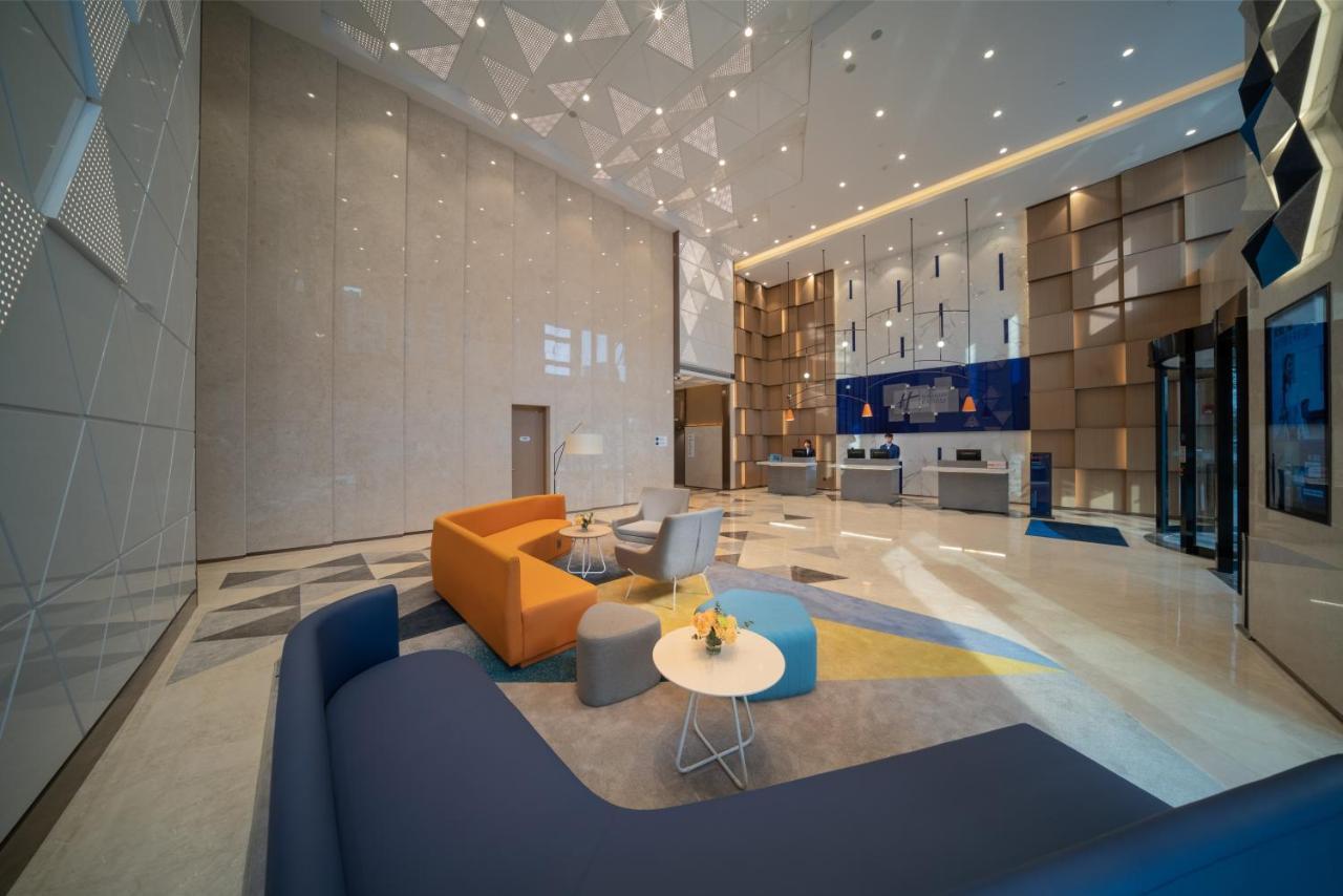 Holiday Inn Express Shanghai Huijin By Ihg Exterior photo