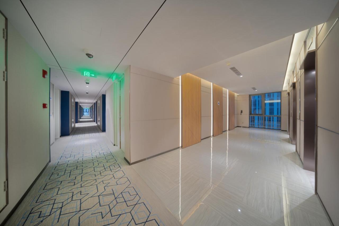 Holiday Inn Express Shanghai Huijin By Ihg Exterior photo